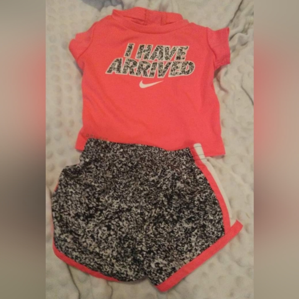 Baby girl nike set